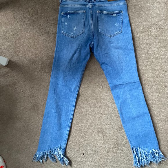 Zara size 4 Frayed Distressed Denim - Picture 3 of 4